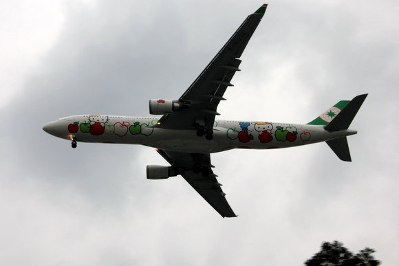 Hello Kitty Airbus A330 der Eva Air